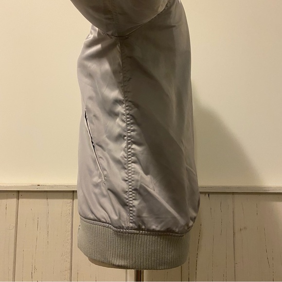 Members Only Extra Small Silver Washer Satin Boyfriend Jacket - Picture 7 of 16